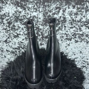 BLACK chunky boots